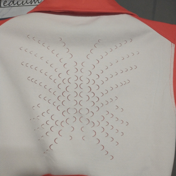 Nike Golf, collared, sleeveless top size medium. - Picture 9 of 9